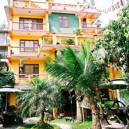Elbrus Home Kathmandu Buitenkant foto
