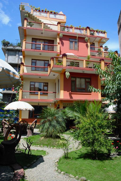 Elbrus Home Kathmandu Buitenkant foto
