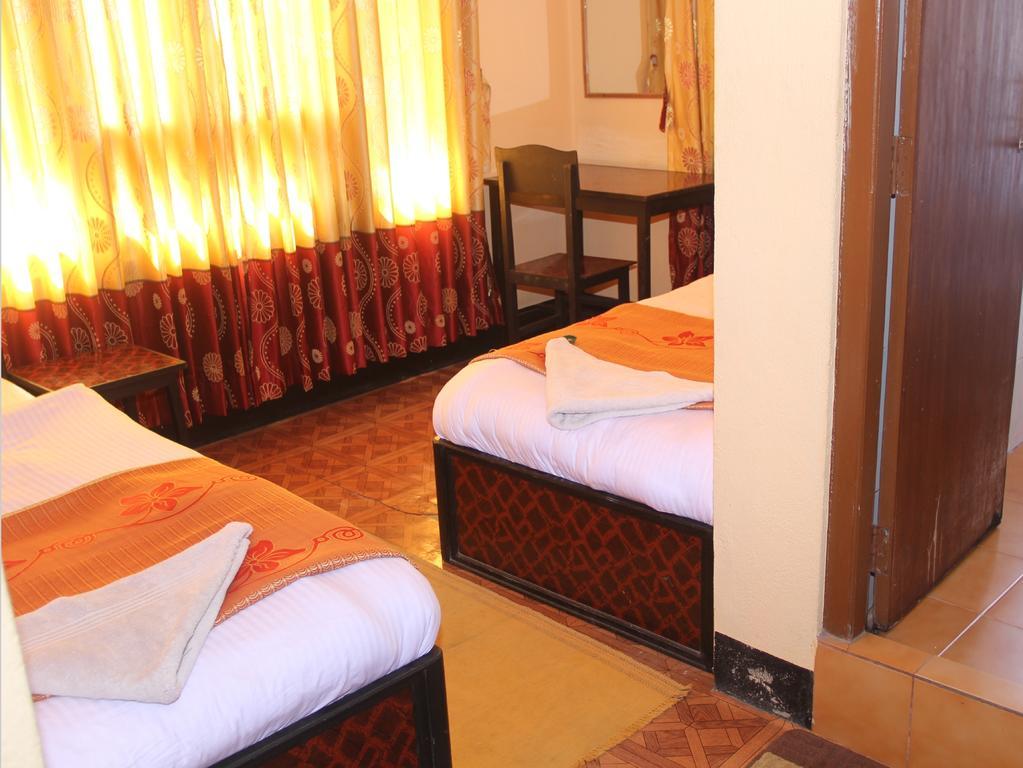 Elbrus Home Kathmandu Buitenkant foto