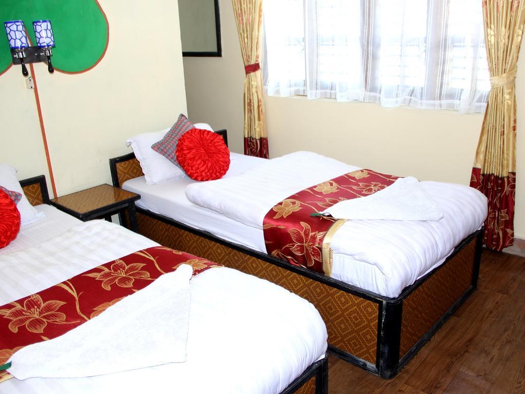 Elbrus Home Kathmandu Buitenkant foto