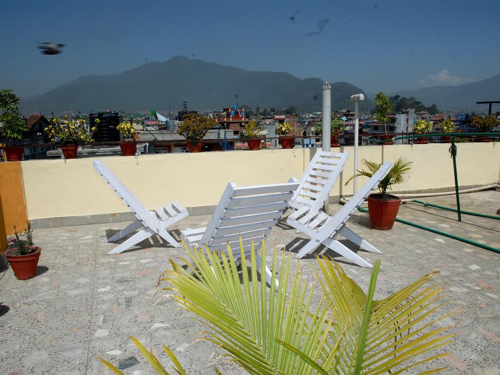 Elbrus Home Kathmandu Buitenkant foto