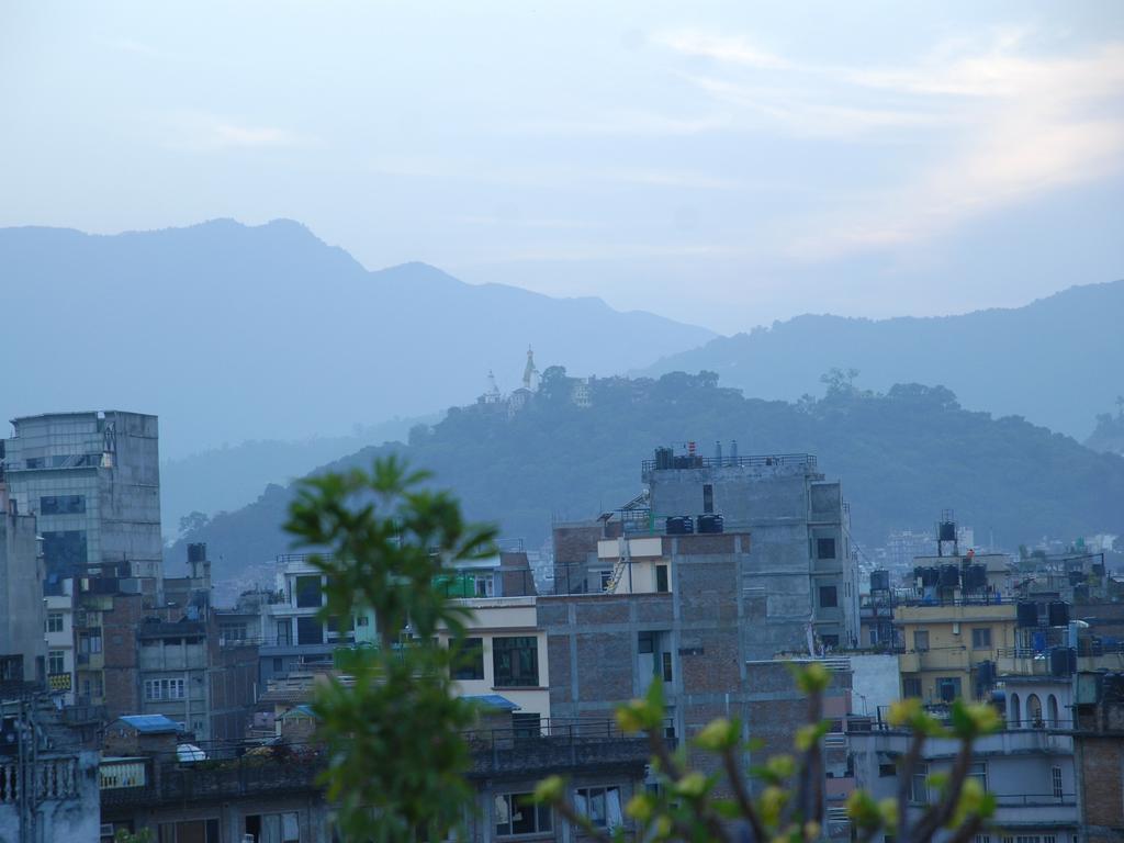 Elbrus Home Kathmandu Buitenkant foto