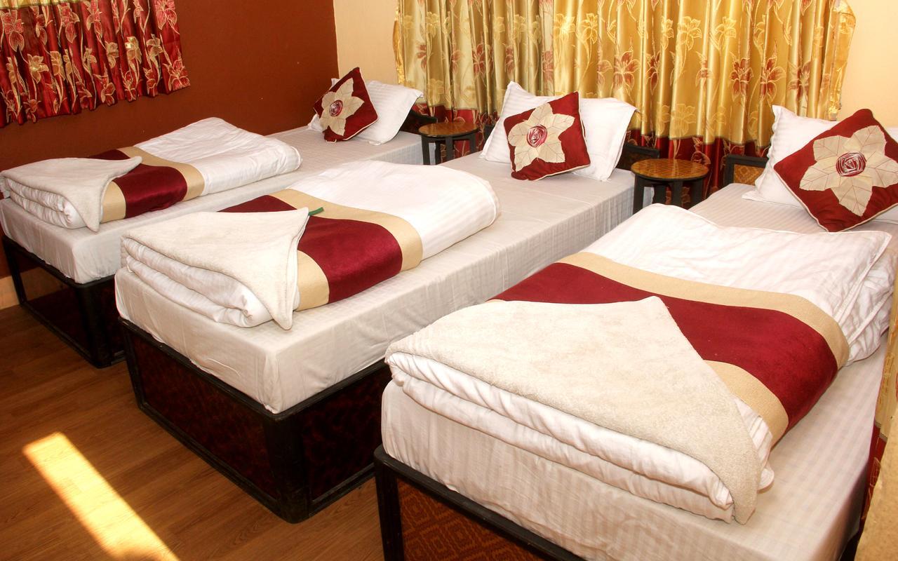 Elbrus Home Kathmandu Buitenkant foto