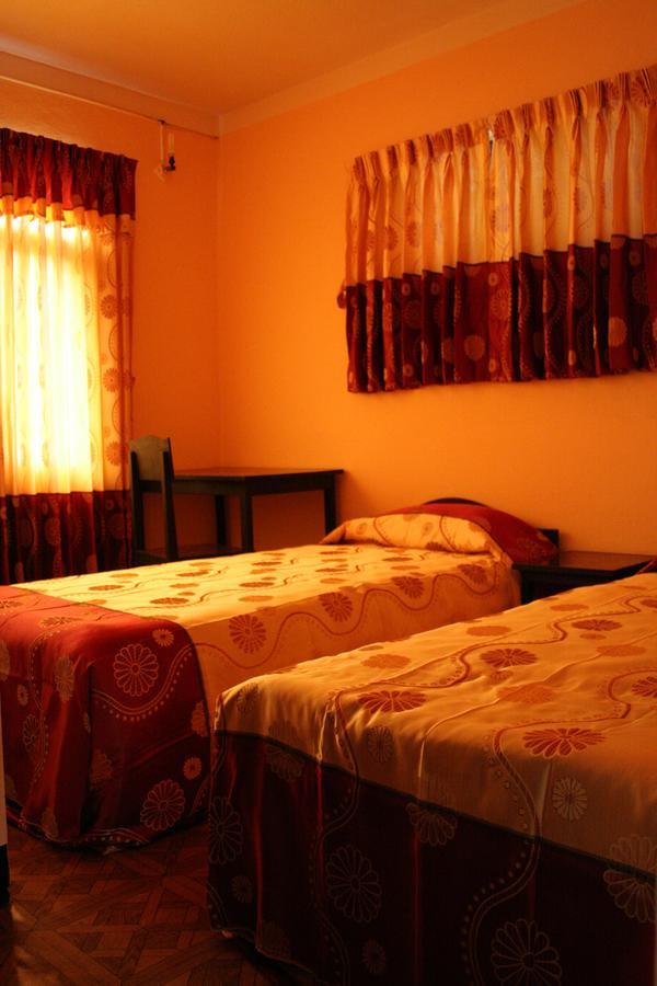 Elbrus Home Kathmandu Buitenkant foto